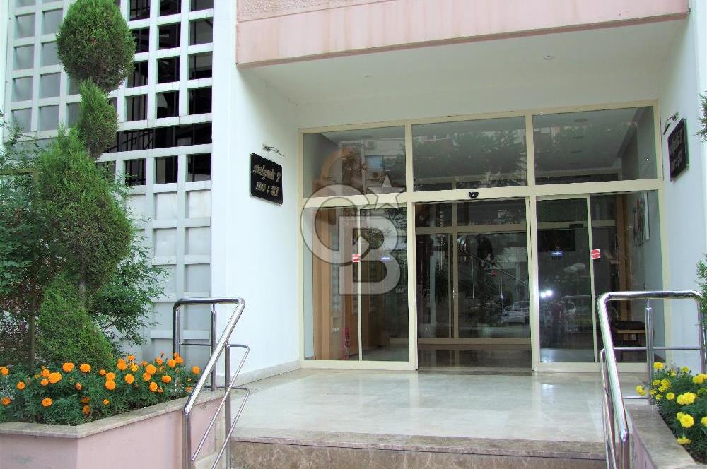 Mavişehir 1. Etap Selçuk 7 Sitesi Kiralık Büyük 2+1 135 M² Daire