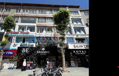 Çark Caddesinde Satılık işyeri.Cadde cepheli Değerli Lokasyon!