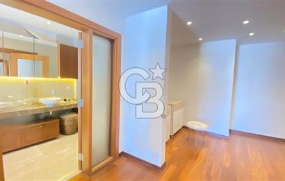 Bodrum Merkezde Müstakil Satılık Tripleks Havuzlu Villa