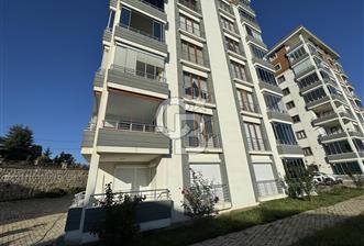 TRABZON YALINCAK ERGAN EVLERİNDE SATILIK 3+1 DAİRE