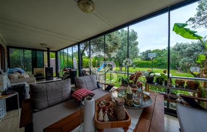 URLA ÖZBEK MAH. 2186 M2 İÇERİSİNDE TAM MÜSTAKİL EV