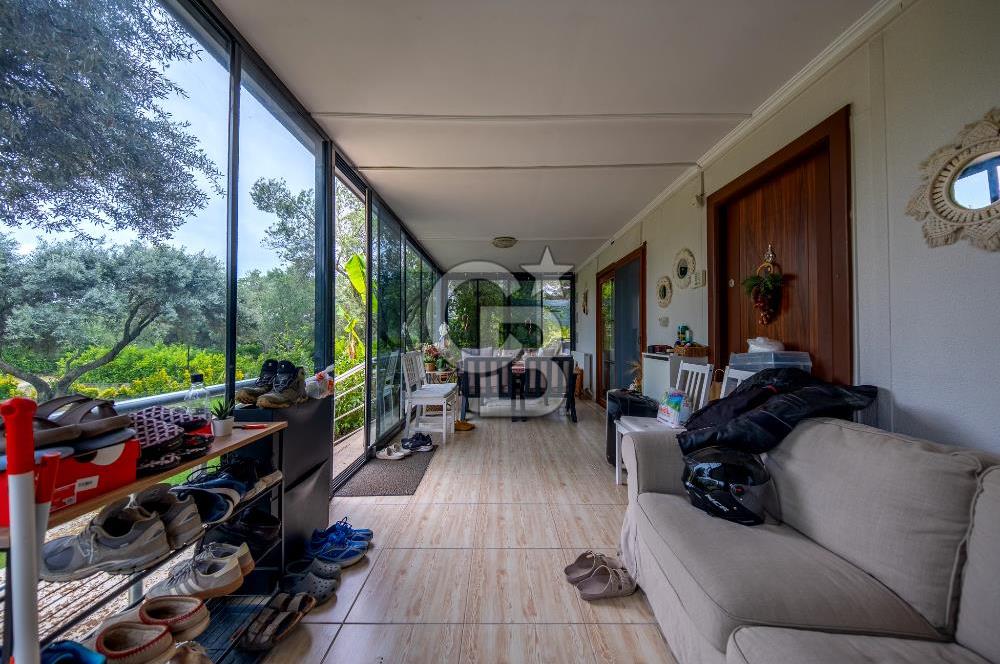 URLA ÖZBEK MAH. 2186 M2 İÇERİSİNDE TAM MÜSTAKİL EV