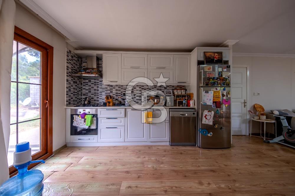 URLA ÖZBEK MAH. 2186 M2 İÇERİSİNDE TAM MÜSTAKİL EV