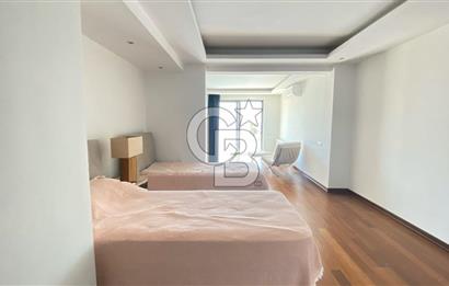 Bodrum Merkezde Müstakil Satılık Tripleks Havuzlu Villa