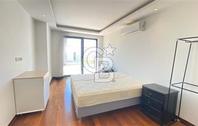 Bodrum Merkezde Müstakil Satılık Tripleks Havuzlu Villa