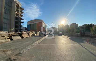 ATAŞEHİR'DE YÜKSELEN YENİ PROJEDE SATILIK 2+1 DAİRE
