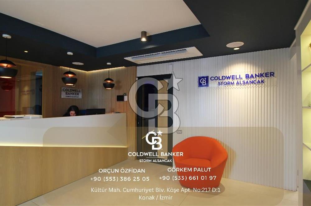 Alsancak'ta, Özel Mimari Tasarım, 4+1, 173 m², Satılık Daire