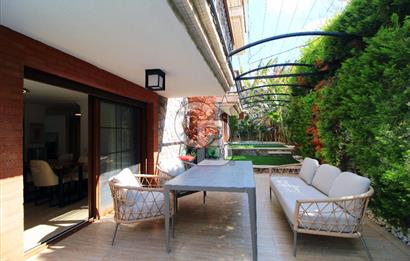 Muhteşem bir koyda, Özel Mimari Tasarım, 7+2, Satılık lüks Villa
