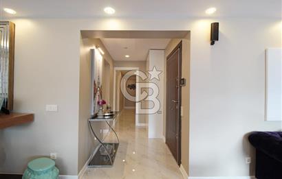 Alsancak'ta, Özel Mimari Tasarım, 4+1, 173 m², Satılık Daire