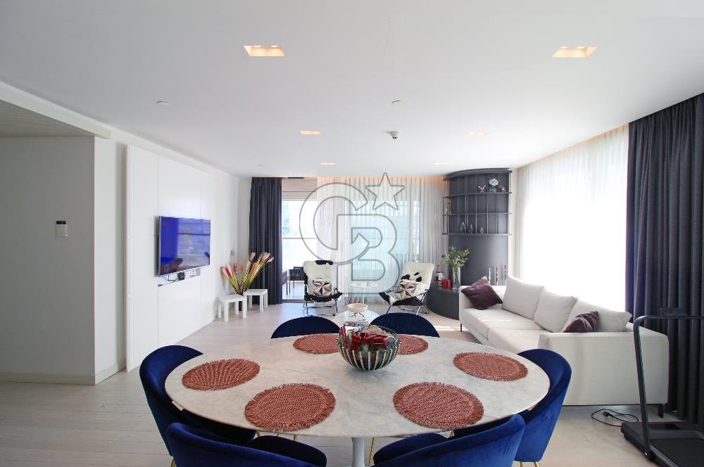 İzmir'in kalbinde, Mistral' de, Deniz Manzaralı, Satılık 2+1 Daire
