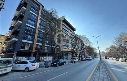 Kızılay Ziya Gökalp Caddesi Üzerinde Satılık 3+1 Köşe Dubleks