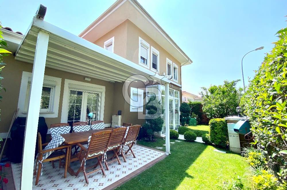 ARDIÇLI GÖL EVLERİ SATILIK 6+2 FULL TADİLATLI TRİPLEKS VİLLA
