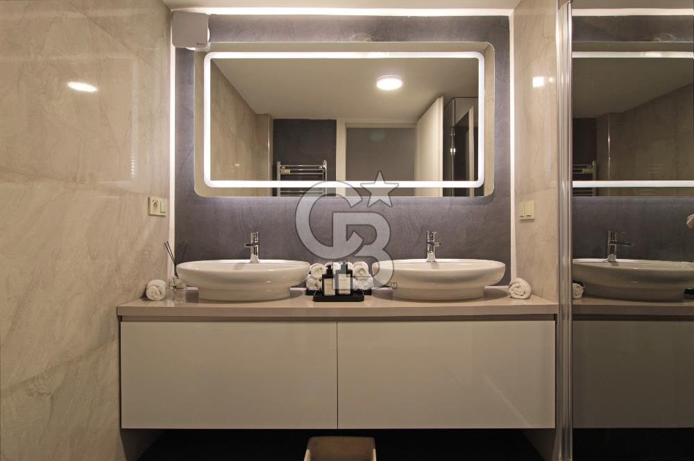Alsancak'ta, Özel Mimari Tasarım, 4+1, 173 m², Satılık Daire