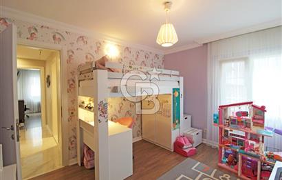 Alsancak'ta, Özel Mimari Tasarım, 4+1, 173 m², Satılık Daire
