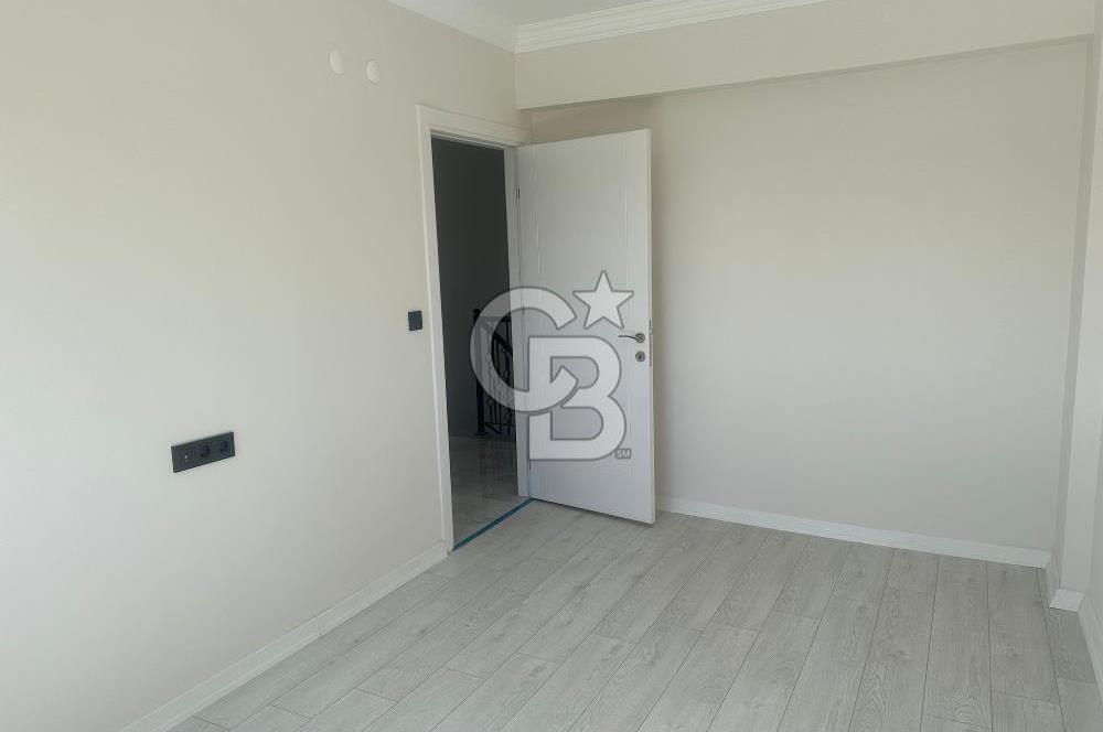 Foça Kazım Dirik Mah. Kiralık 3+1 Bahçeli Dubleks