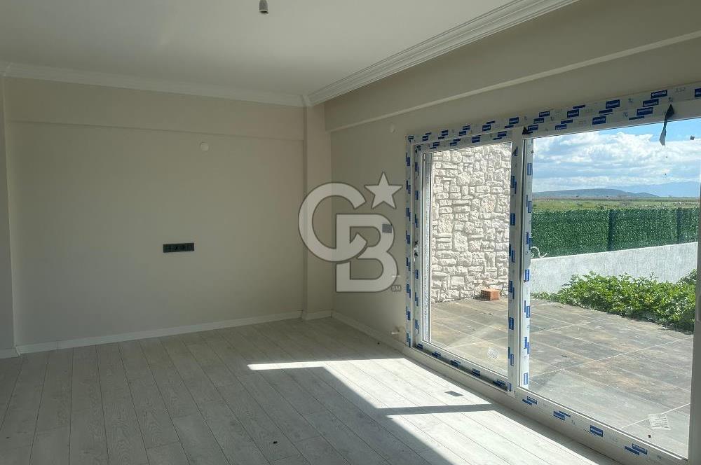 Foça Kazım Dirik Mah. Kiralık 3+1 Bahçeli Dubleks