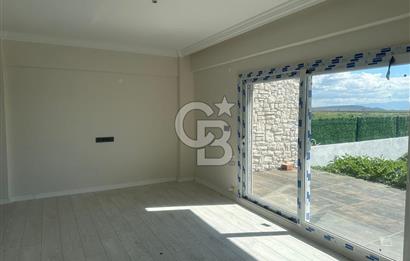 Foça Kazım Dirik Mah. Kiralık 3+1 Bahçeli Dubleks