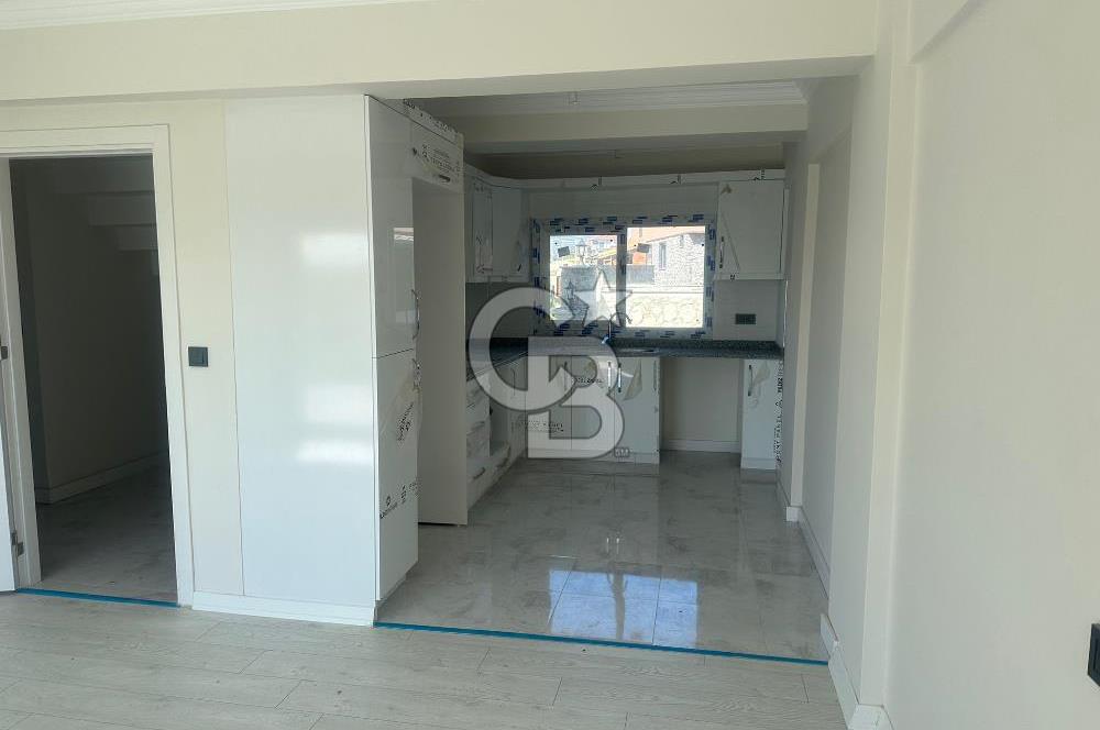 Foça Kazım Dirik Mah. Kiralık 3+1 Bahçeli Dubleks