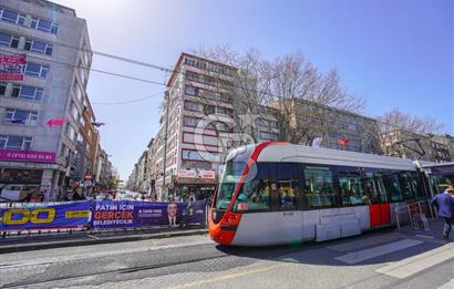 MÜKEMMEL LOKASYONDA OTEL HASTANE YURT OLMAYA MÜSAİT SATILIK BİNA