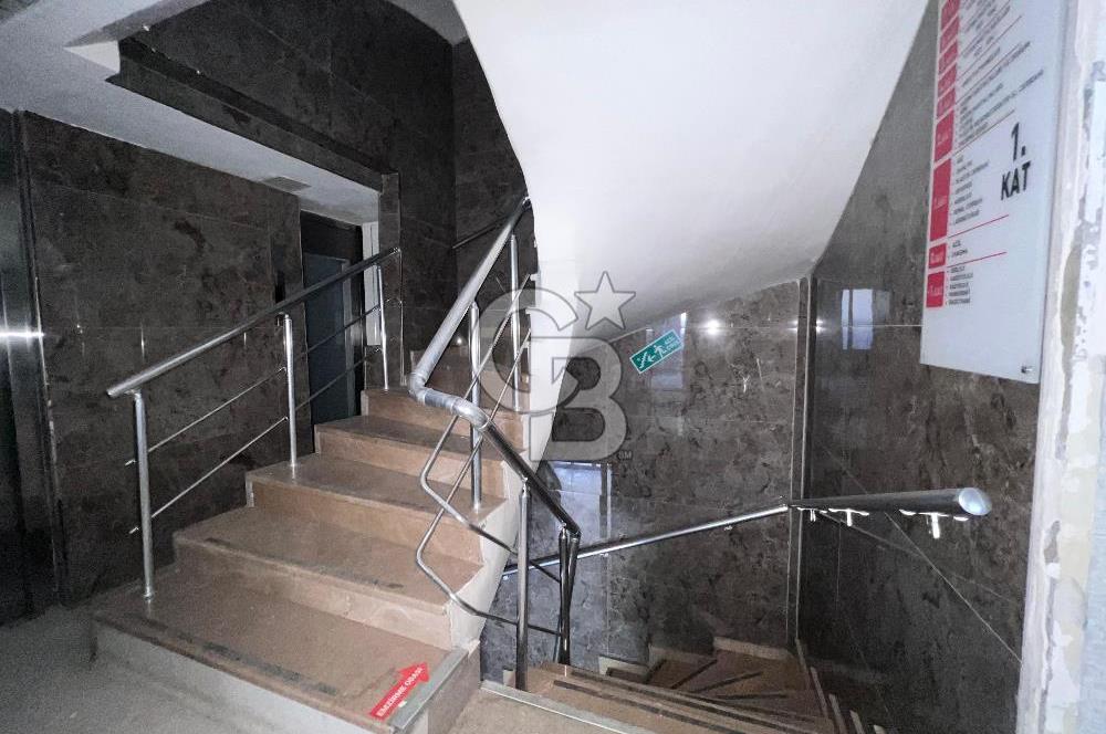 MÜKEMMEL LOKASYONDA OTEL HASTANE YURT OLMAYA MÜSAİT SATILIK BİNA