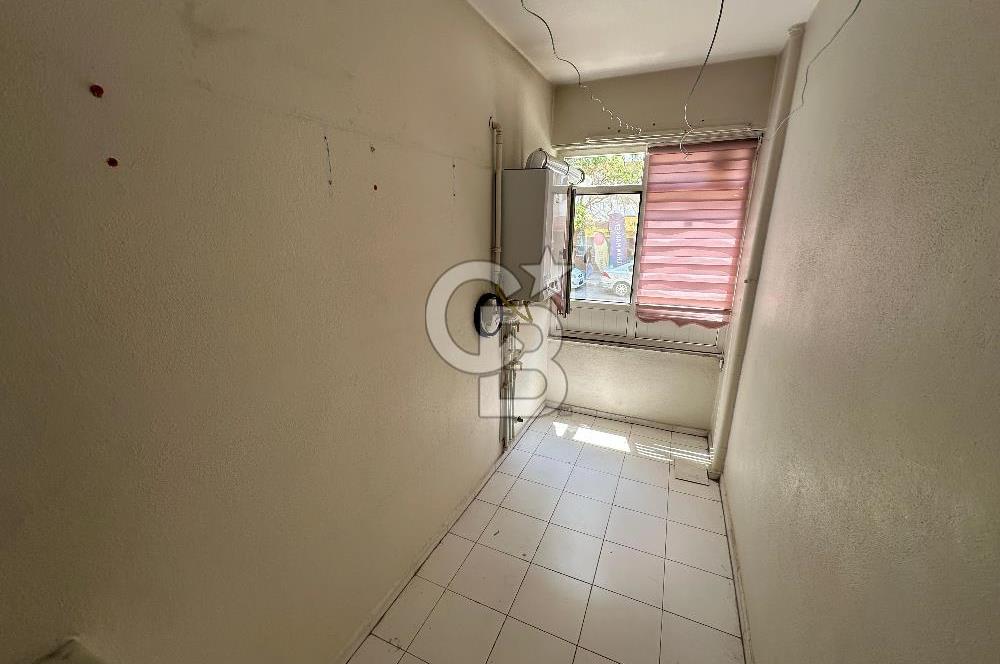 İZMİR HATAY'DA YEŞİLYURT HASTANESİ YAKINI 3+1 SATILIK DAİRE