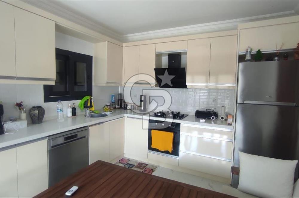 Menderes Cumaovası 373 M2 İçinde Dubleks Villa Bulunan  Tarla