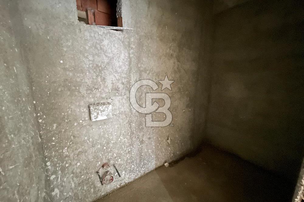 2 NOLU BEŞİRLİ'DE DENİZ MANZARALI MERKEZİ KONUMDA SATILIK DAİRE