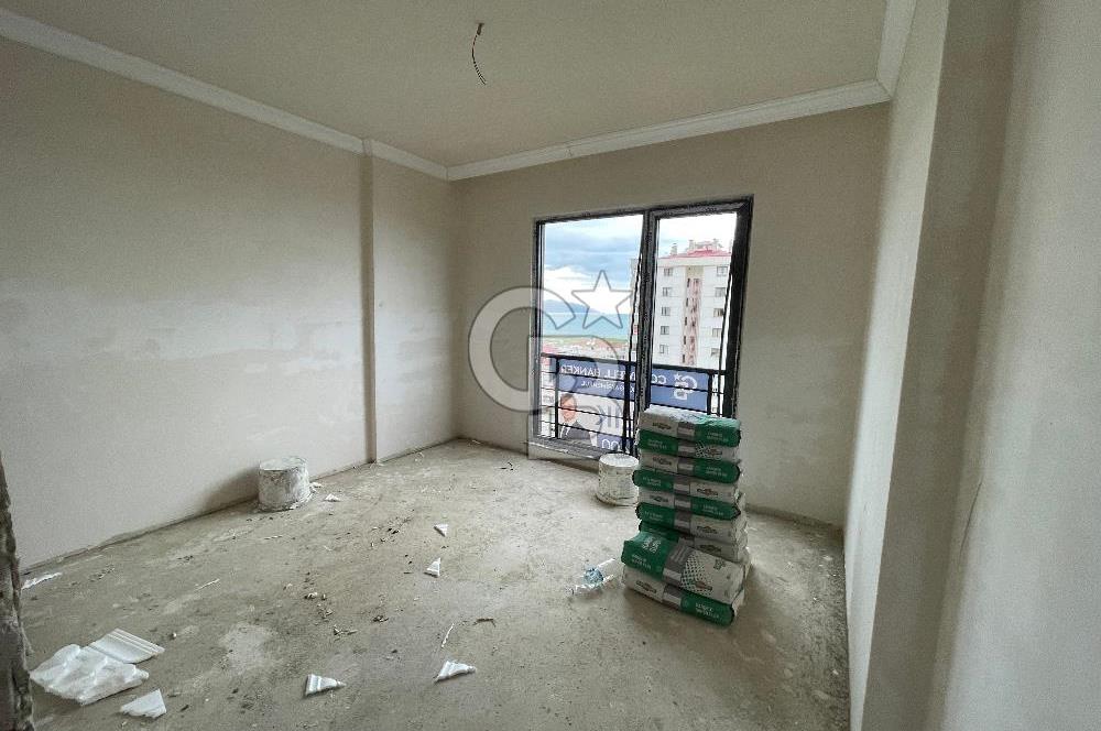 2 NOLU BEŞİRLİ'DE DENİZ MANZARALI MERKEZİ KONUMDA SATILIK DAİRE