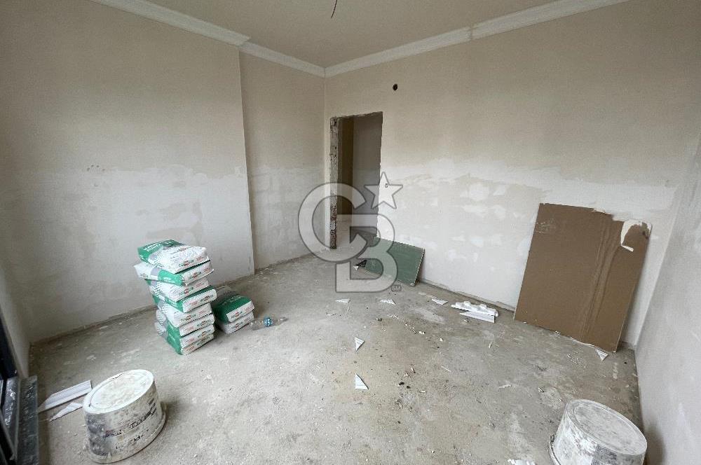 2 NOLU BEŞİRLİ'DE DENİZ MANZARALI MERKEZİ KONUMDA SATILIK DAİRE