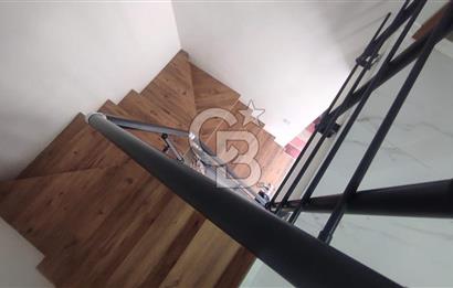 Menderes Cumaovası 373 M2 İçinde Dubleks Villa Bulunan  Tarla