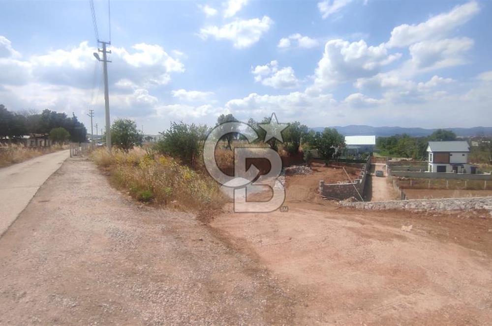 Menderes Cumaovası 373 M2 İçinde Dubleks Villa Bulunan  Tarla