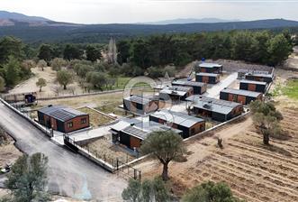Bornova Yakaköy merkezi konumda; site içerisinde sıfır 97 m2 ...