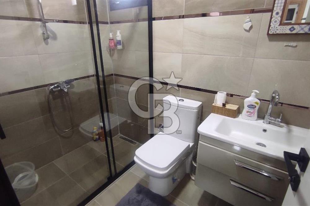 Menderes Cumaovası 373 M2 İçinde Dubleks Villa Bulunan  Tarla