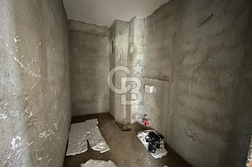 2 NOLU BEŞİRLİ'DE DENİZ MANZARALI MERKEZİ KONUMDA SATILIK DAİRE