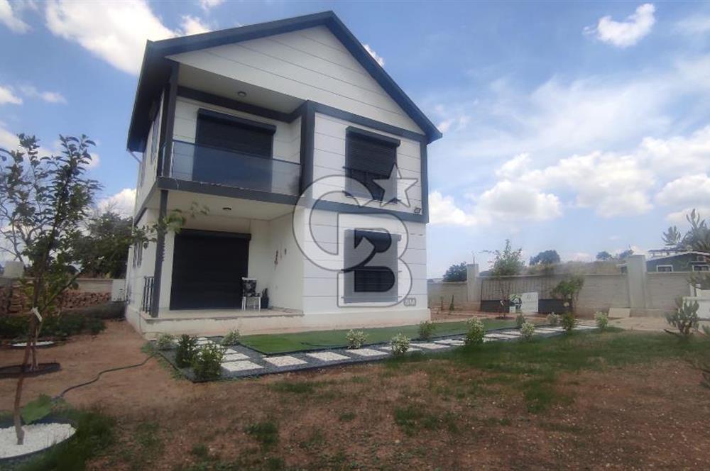 Menderes Cumaovası 373 M2 İçinde Dubleks Villa Bulunan  Tarla