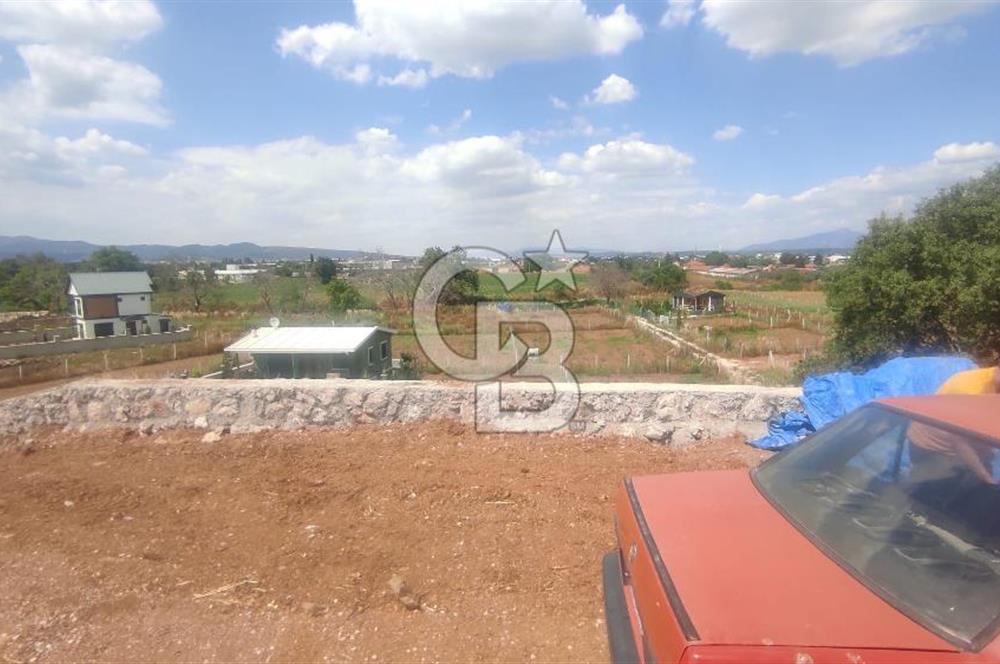 Menderes Cumaovası 373 M2 İçinde Dubleks Villa Bulunan  Tarla
