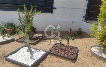 Menderes Cumaovası 373 M2 İçinde Dubleks Villa Bulunan  Tarla