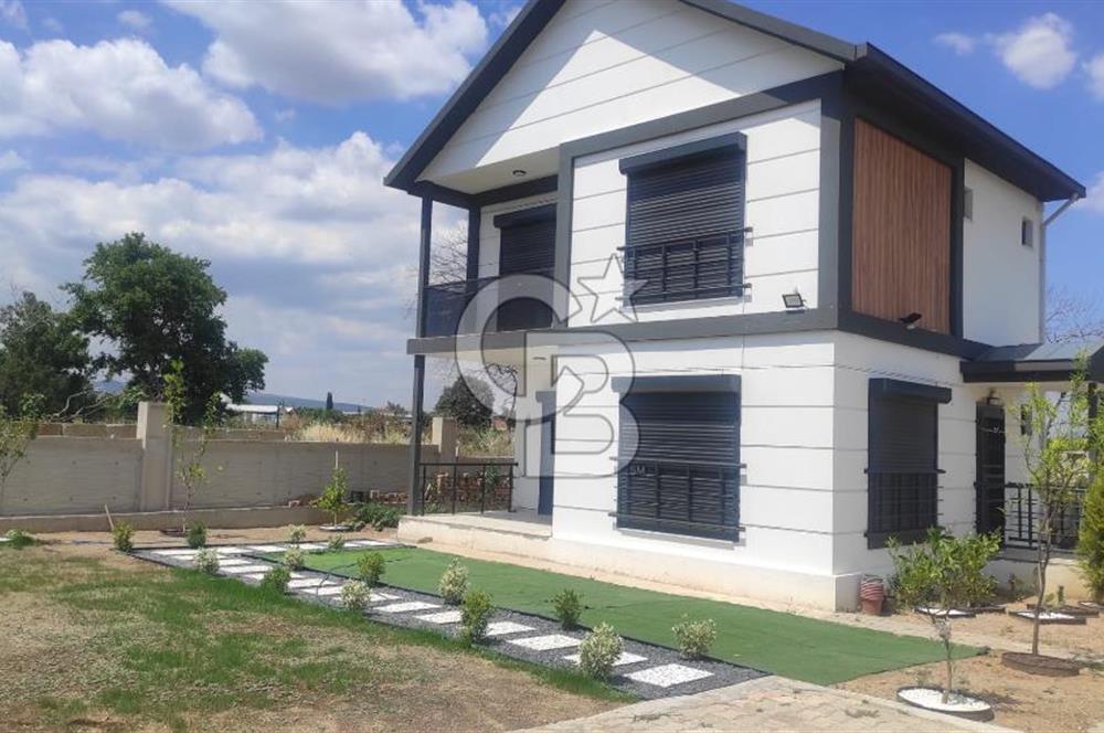 Menderes Cumaovası 373 M2 İçinde Dubleks Villa Bulunan  Tarla