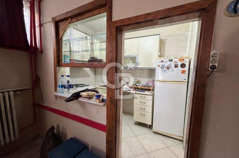 ESAT BAŞÇAVUŞ SOKAK'TA 100m2 SATILIK DÜKKAN