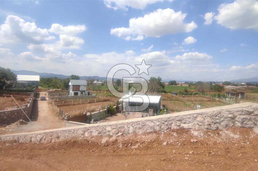 Menderes Cumaovası 373 M2 İçinde Dubleks Villa Bulunan  Tarla