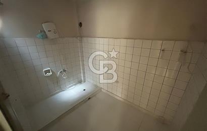 İzmir Caddesi Üzerinde Satılık 2+1 Daire