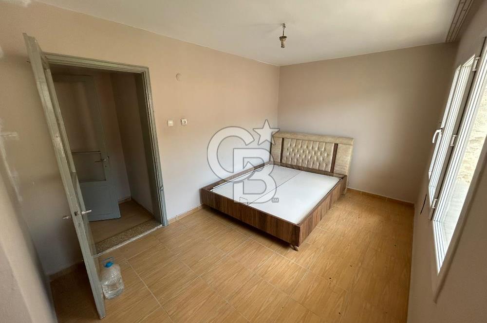 İzmir Caddesi Üzerinde Satılık 2+1 Daire