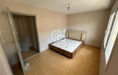 İzmir Caddesi Üzerinde Satılık 2+1 Daire