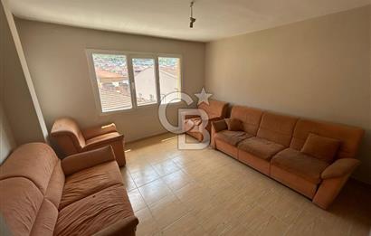 İzmir Caddesi Üzerinde Satılık 2+1 Daire
