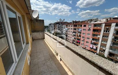 İzmir Caddesi Üzerinde Satılık 2+1 Daire