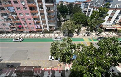 İzmir Caddesi Üzerinde Satılık 2+1 Daire