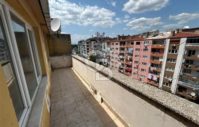 İzmir Caddesi Üzerinde Satılık 2+1 Daire