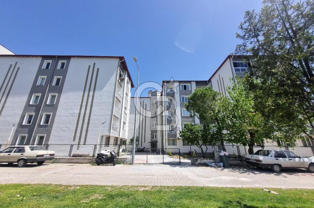 Muğla Şehir Merkezi Emirbeyazıt’ta, Resmi Kurumlara Yürüme Mesafesinde 2+1 Daire!