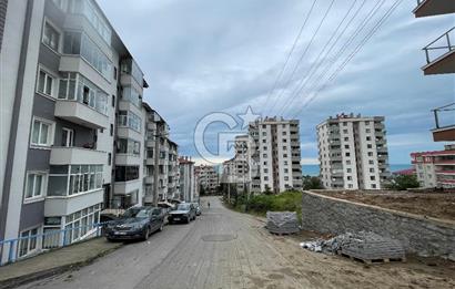 2 NOLU BEŞİRLİ'DE DENİZ MANZARALI MERKEZİ KONUMDA SATILIK DAİRE