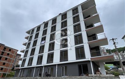 2 NOLU BEŞİRLİ'DE DENİZ MANZARALI MERKEZİ KONUMDA SATILIK DAİRE